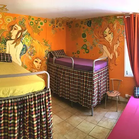 Duendes Del Sur ホステル *